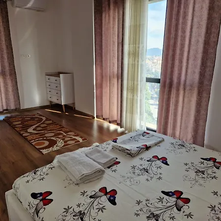 Daily Rent Apartment *
